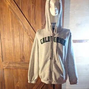 Gray Zip-Up Hoodie with 'CALIFORNIA' Green Appliqué